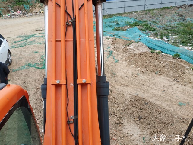 斗山 DX215-9C 挖掘机