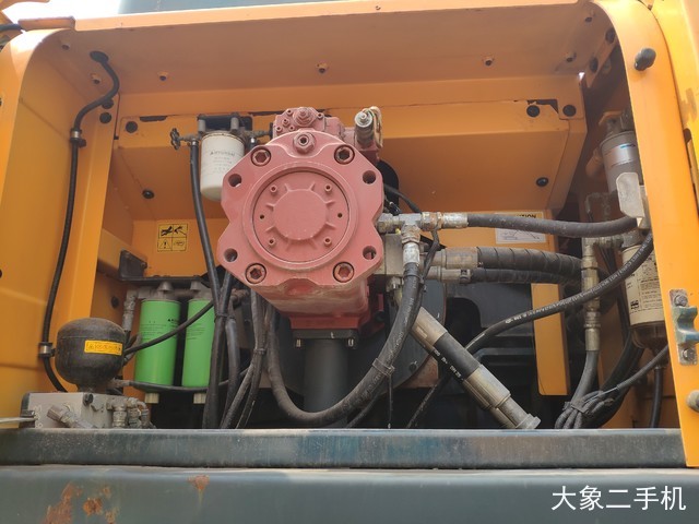 现代 R520L-9VS 挖掘机