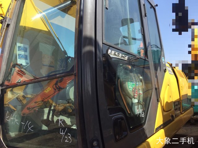 住友 SH200-6 挖掘机