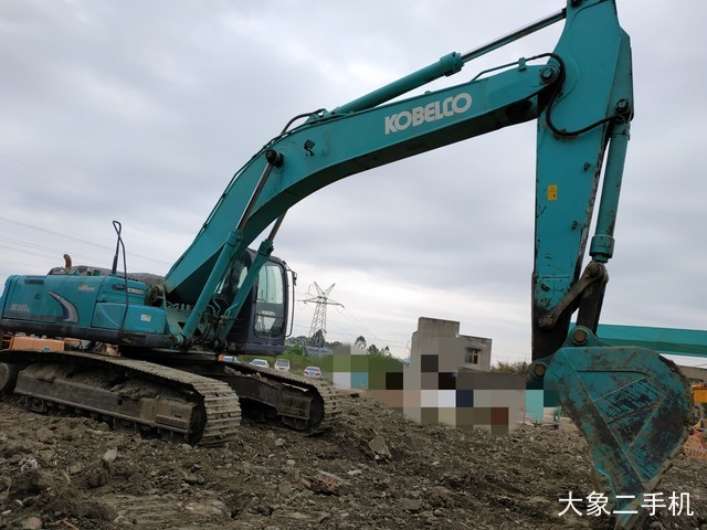 神钢 SK350LC-8 挖掘机