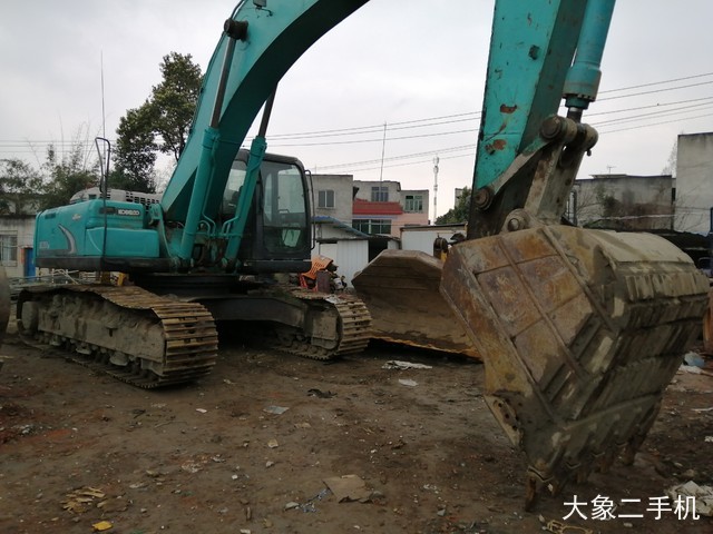 神钢 SK350LC8 挖掘机