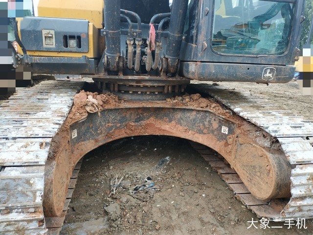 约翰迪尔 E210 LC 挖掘机