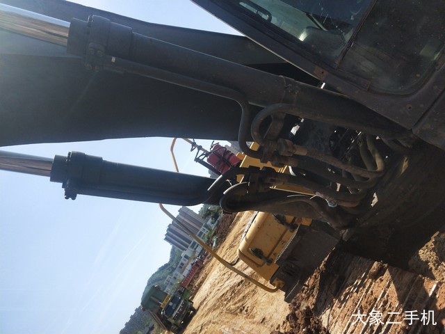 沃尔沃 EC210B-Prime 挖掘机