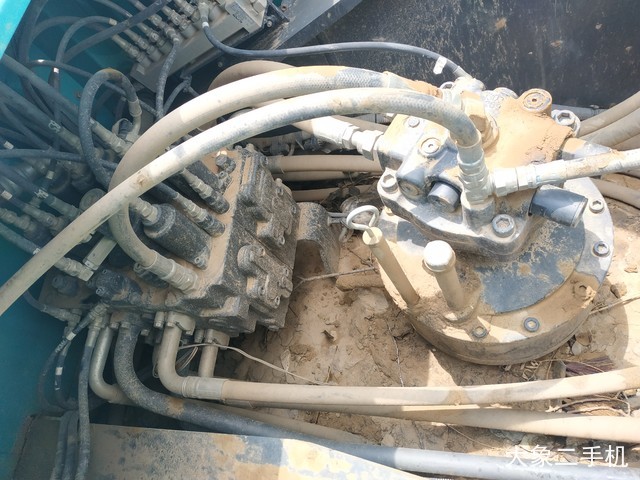 神钢 SK260LC-8 挖掘机