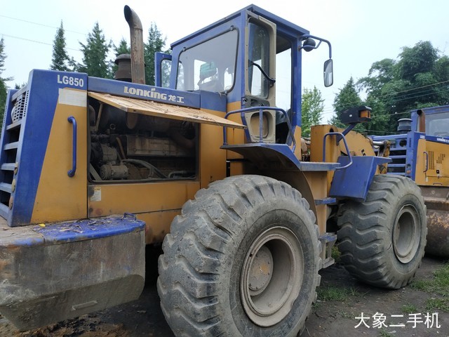 龙工 LG850 装载机