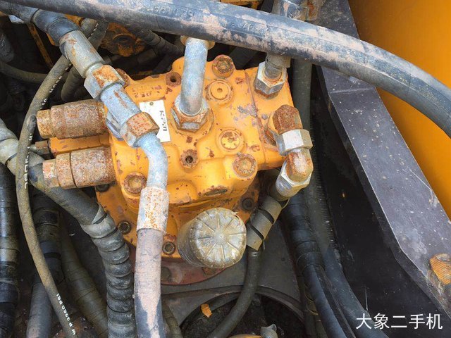 三一重工 SY135C-9 挖掘机