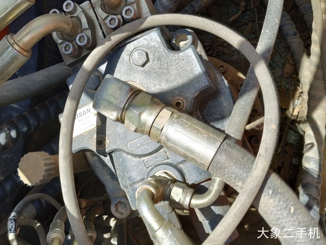 斗山 DX215-9C 挖掘机