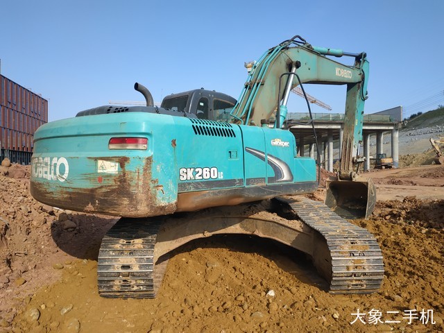 神钢 SK260LC-8 挖掘机