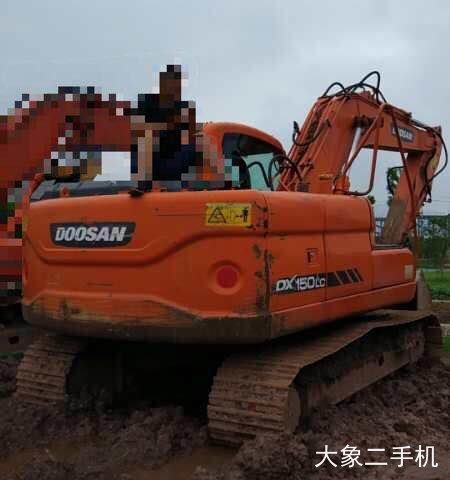 斗山 DX150LC 挖掘机