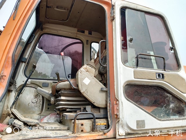 斗山 DH220LC-7 挖掘机