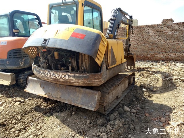 沃尔沃 EC55B 挖掘机