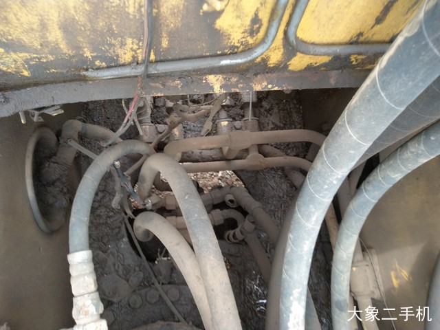 小松 PC240LC-8 挖掘机