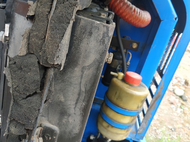 山重建机 JCM906D 挖掘机