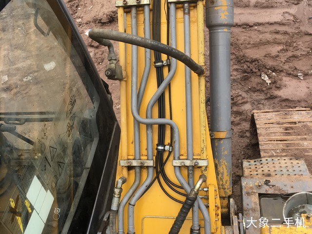 徐工 XE135B 挖掘机