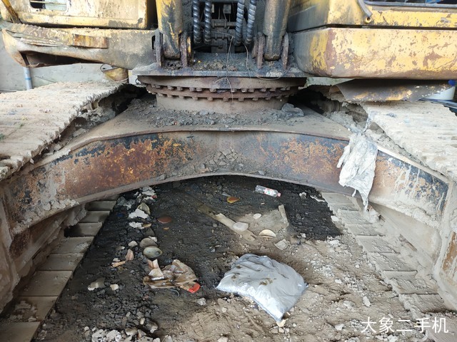 中联重科 ZE220ELC 挖掘机