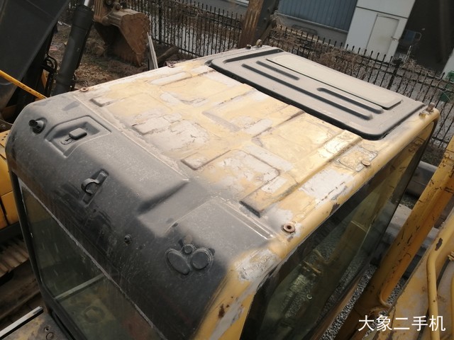 小松 PC200-8 挖掘机