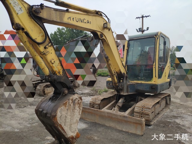 现代 R60-9 挖掘机