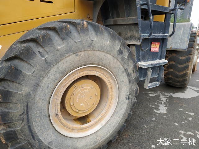 山工 ZL50F 装载机