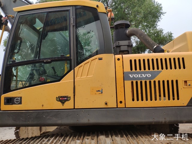 沃尔沃 EC380DL 挖掘机