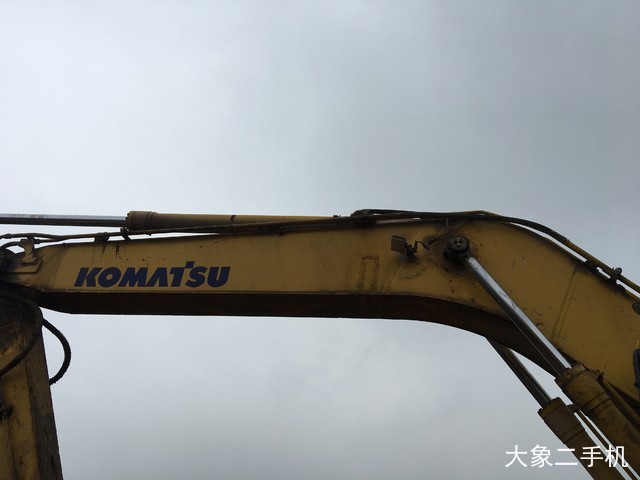 小松 PC240LC-8 挖掘机