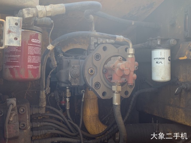 龙工 LG6225 挖掘机