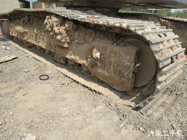 现代 R275LC-9T 挖掘机