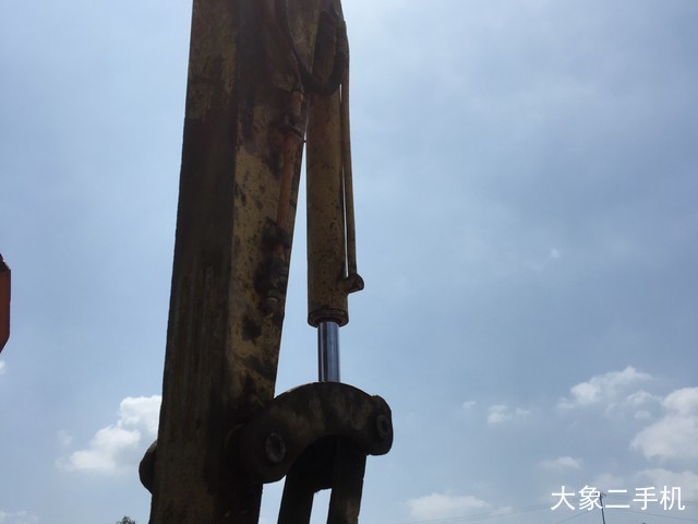 现代 R60-9 挖掘机