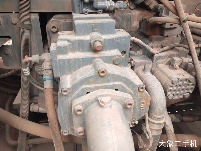 日立 ZX870LCH-3 挖掘机
