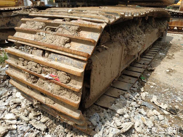 卡特彼勒 323DL 挖掘机