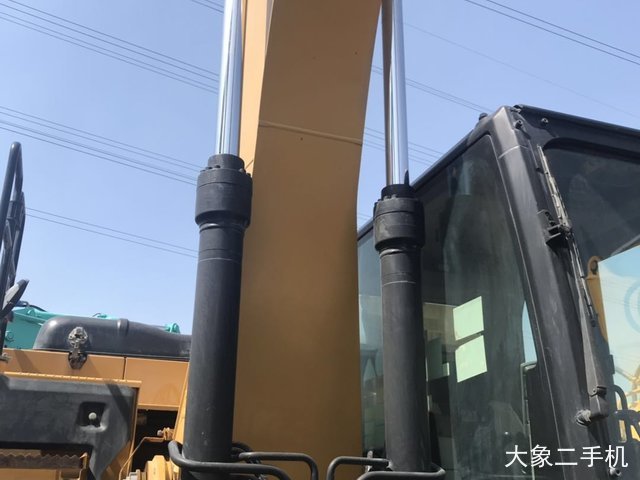 卡特彼勒 320EL 挖掘机