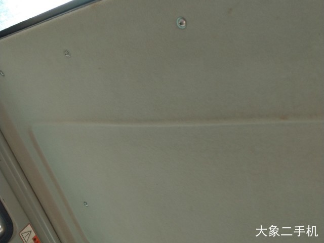 神钢 SK60-C 挖掘机