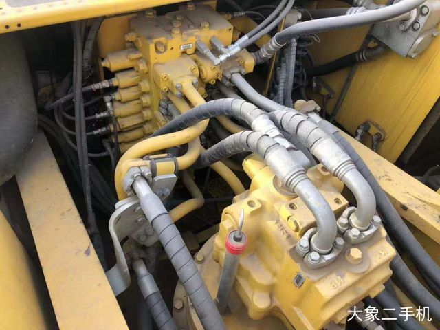 小松 PC360-8M0 挖掘机