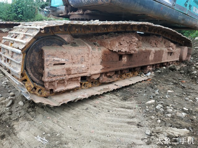 神钢 SK260LC-8 挖掘机