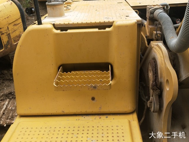 卡特彼勒 329DL 挖掘机