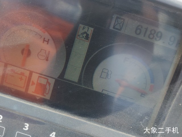 日立 ZX210LC-3 挖掘机