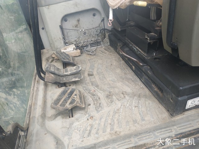 现代 R55-7 挖掘机