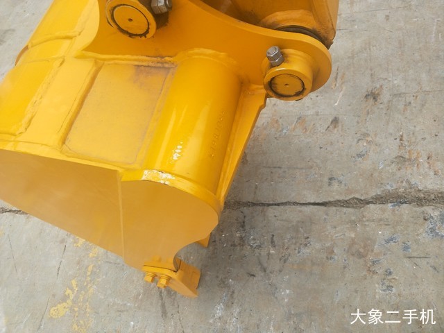 龙工 LG6060 挖掘机