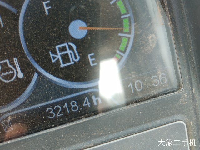 徐工 XE80D 挖掘机