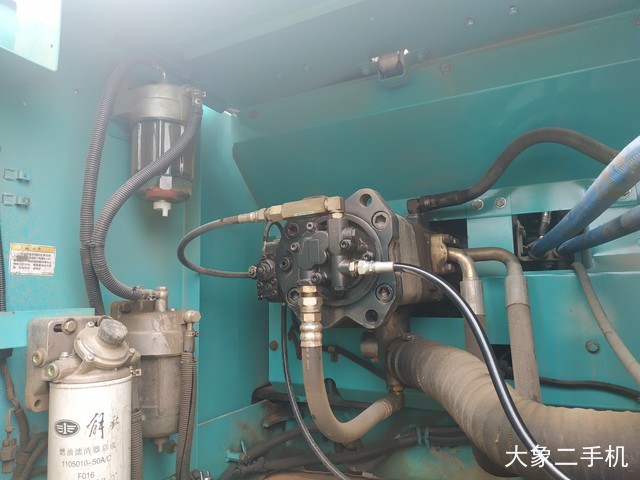 神钢 SK260LC-8 挖掘机