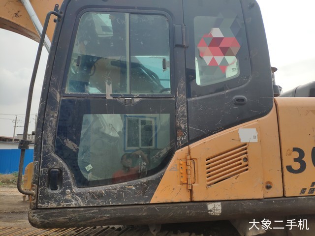 三一重工 SY235C 挖掘机