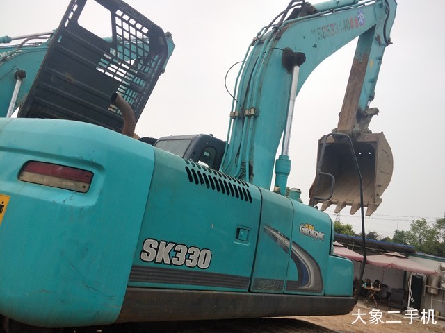 神钢 SK260LC-8 挖掘机