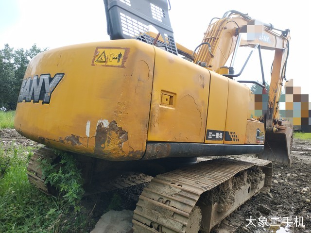 三一重工 SY135C 挖掘机