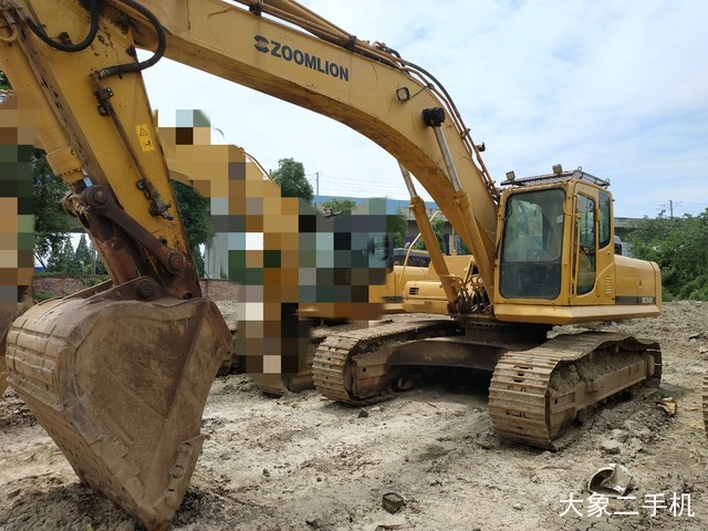 中联重科 ZE420 挖掘机