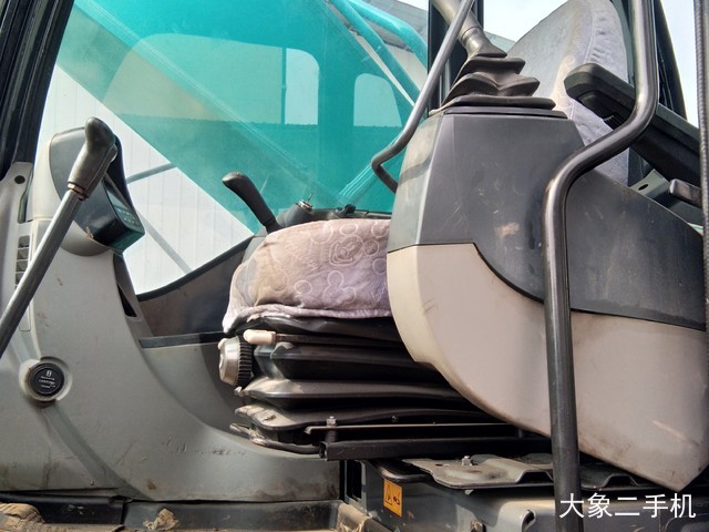 神钢 SK460-8 挖掘机