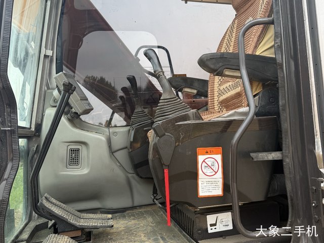 三一重工 SY135C 挖掘机