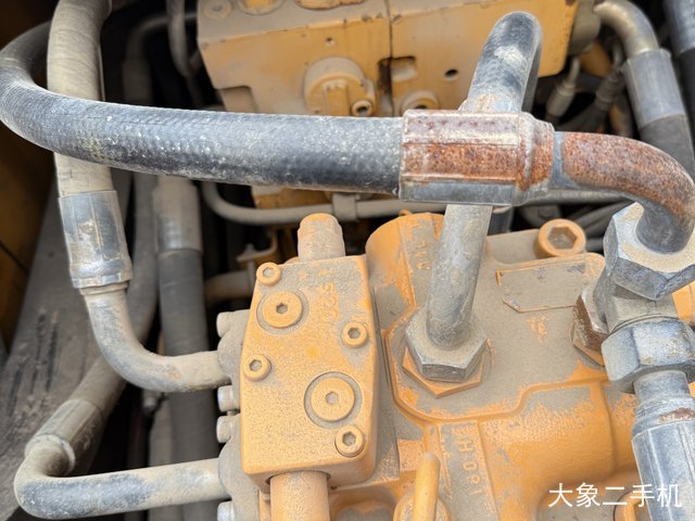 三一重工 SY235C-9 挖掘机