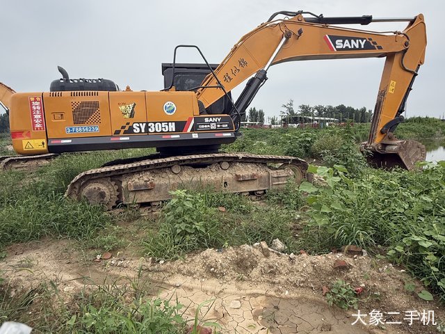 三一重工 SY305H 挖掘机