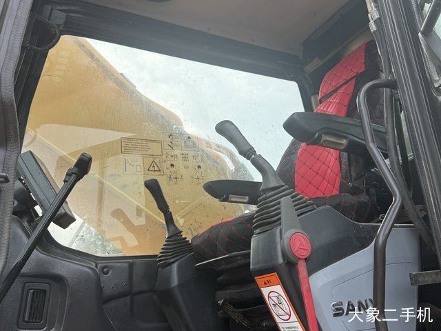 三一重工 SY365H 挖掘机