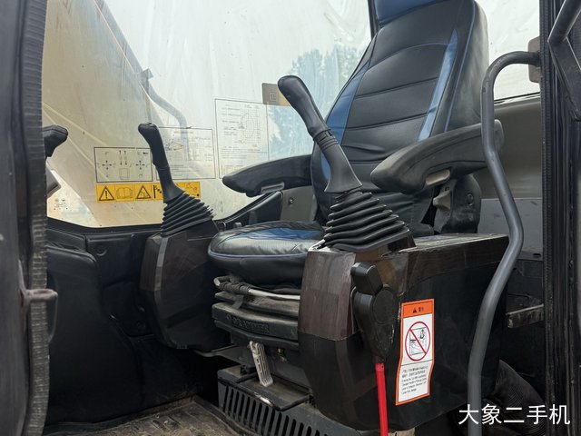 三一重工 SY135C 挖掘机