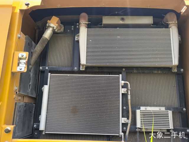 三一重工 SY375H 挖掘机